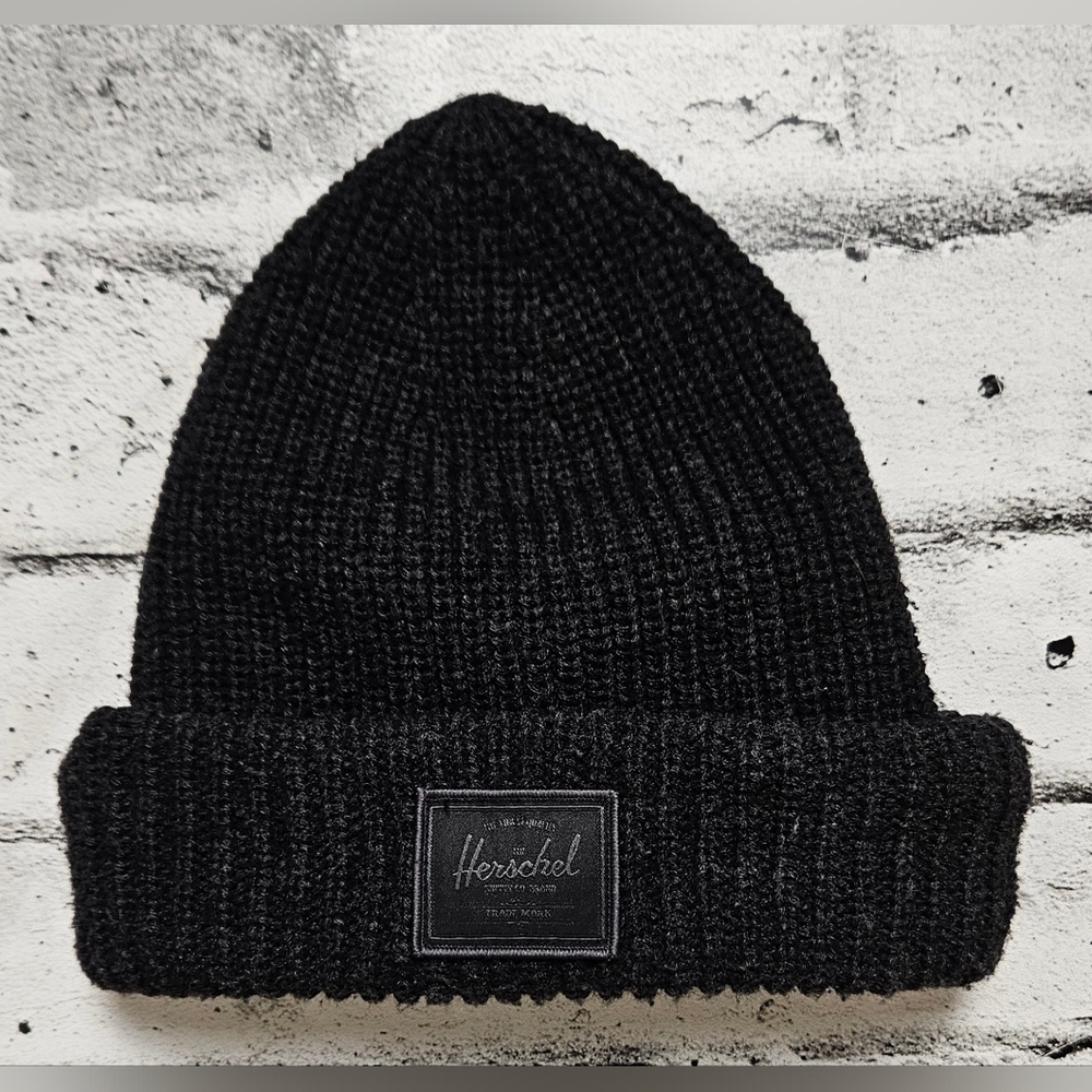 Herschel Supply Co. Juneau Charcoal Grey Ribbed Rolled Cuff